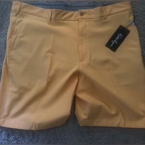 Men’s new Walter Hagen size 42 golf shorts 9” inseam yellow orange flat front